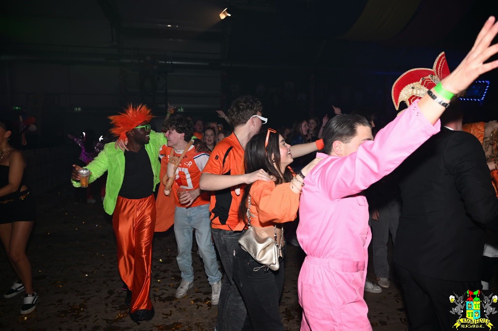 ../Images/Kick off 2025 180.jpg